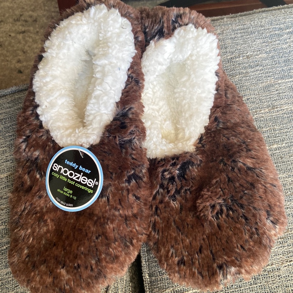 Slippers, new